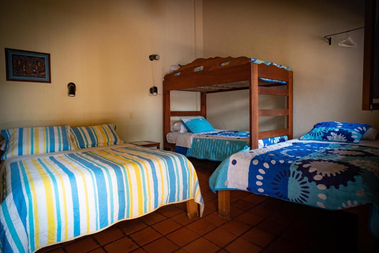Hostal Jardin Escondido ビルカバンバ エクステリア 写真