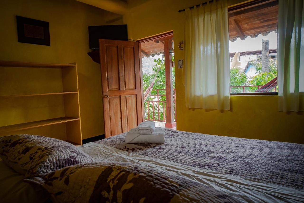 Hostal Jardin Escondido ビルカバンバ エクステリア 写真