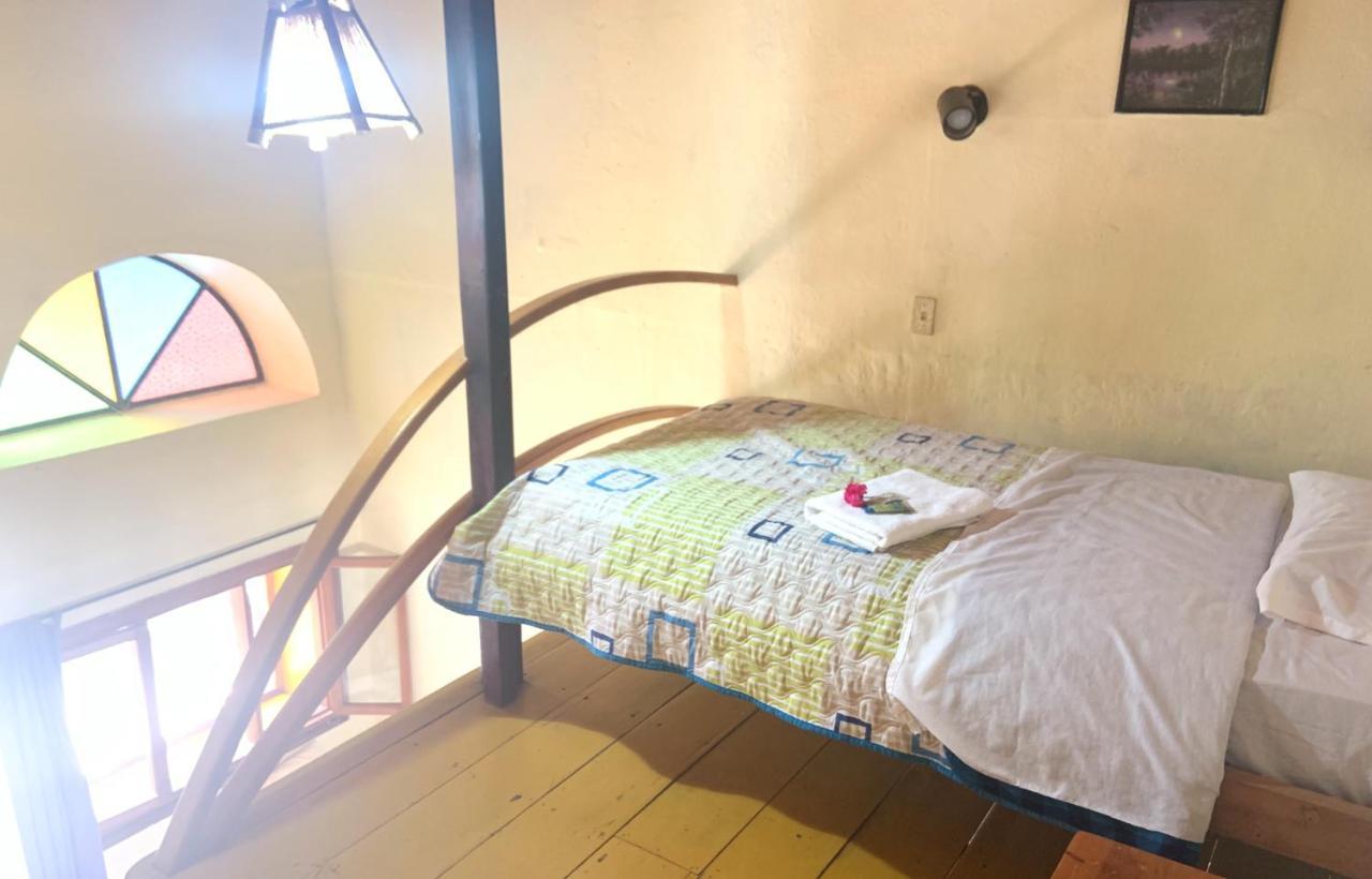 Hostal Jardin Escondido ビルカバンバ エクステリア 写真